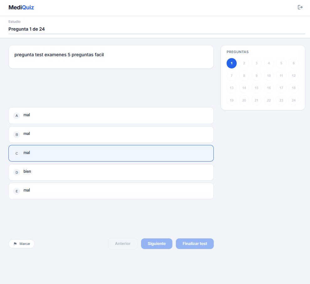 Pantalla de quiz con pregunta tipo test y opciones de respuesta